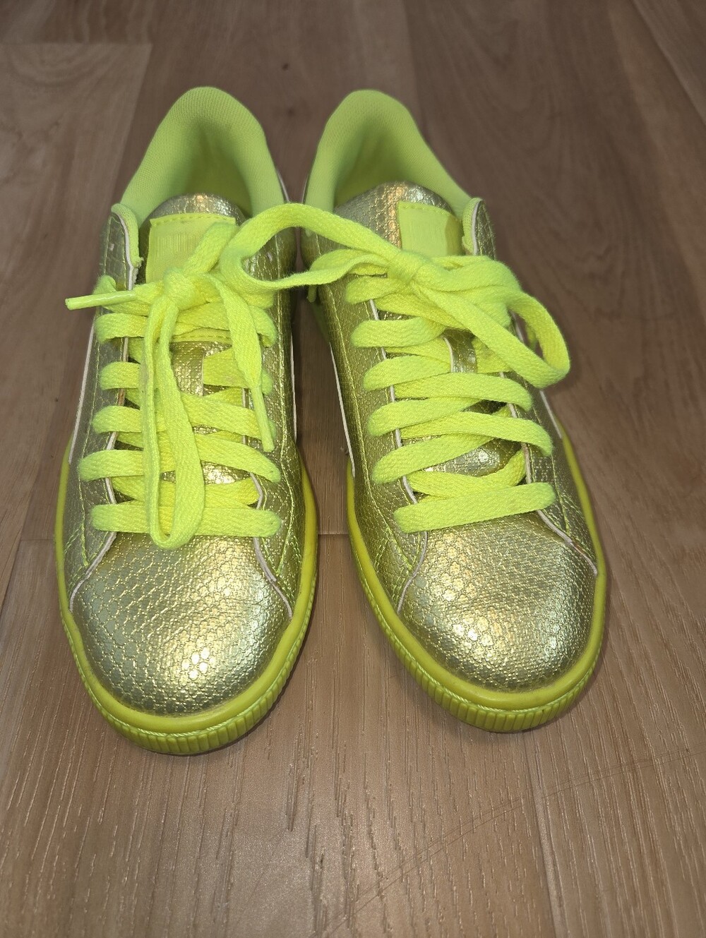 Rare Puma Sneakers Size 6